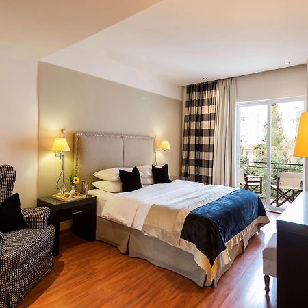 Best Western Plus Embassy Hotel Athén Kültér fotó