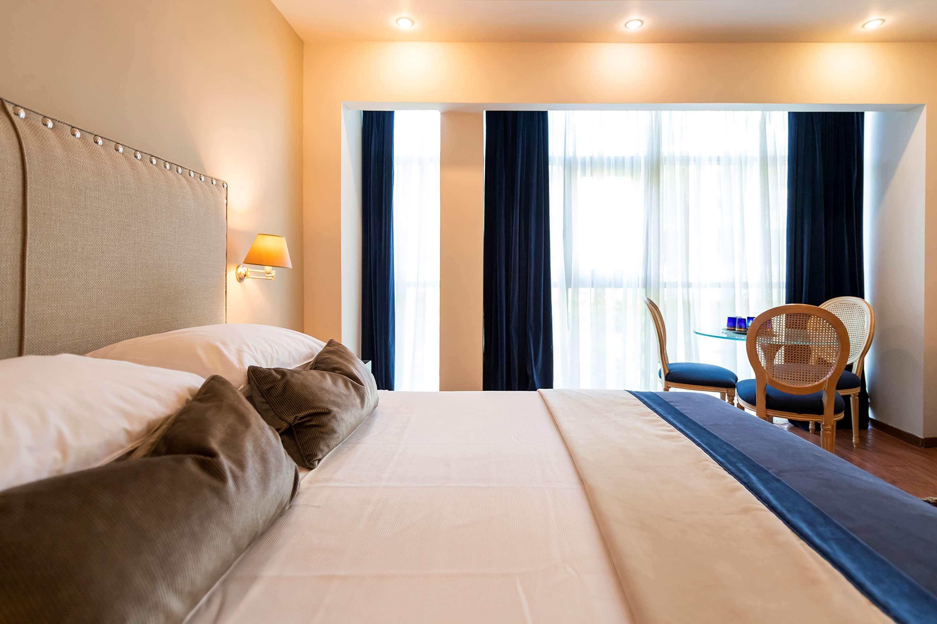 Best Western Plus Embassy Hotel Athén Kültér fotó