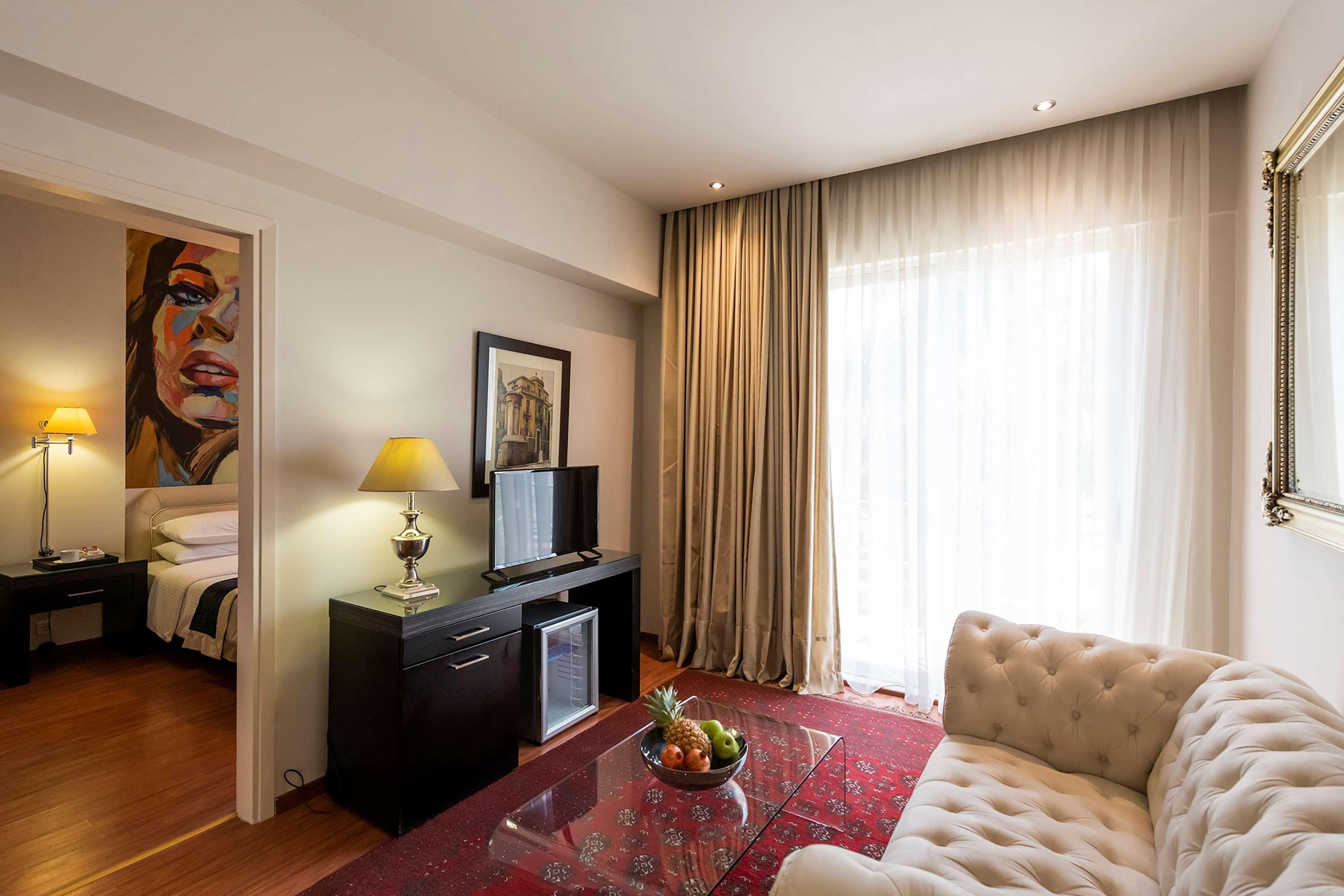 Best Western Plus Embassy Hotel Athén Kültér fotó