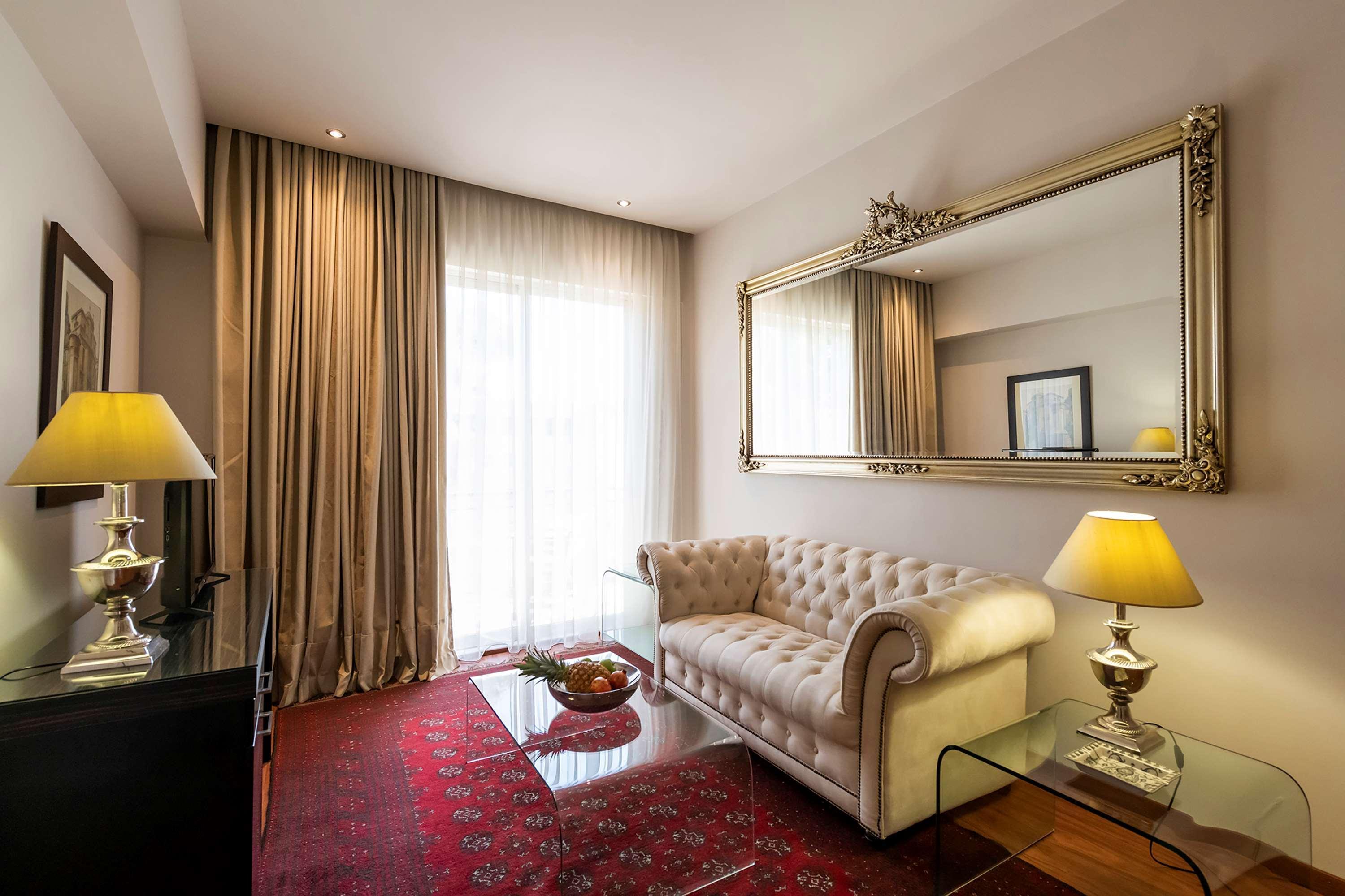 Best Western Plus Embassy Hotel Athén Kültér fotó