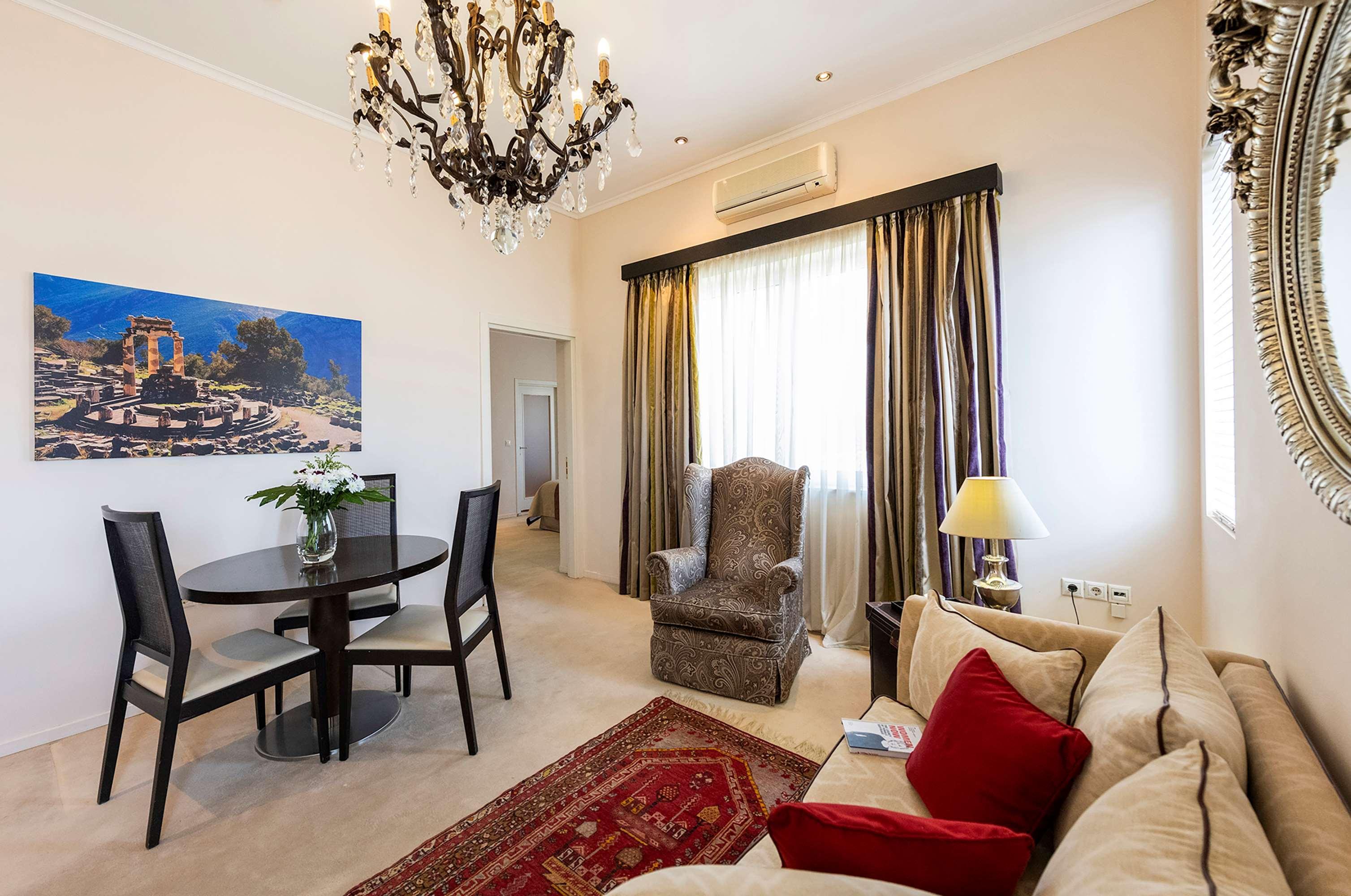 Best Western Plus Embassy Hotel Athén Kültér fotó